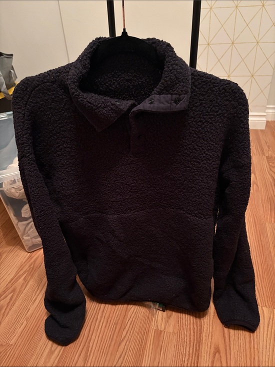 SKIMS Tops - SKIMS Black Sherpa Snap-Front Pullover